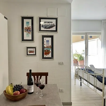 Dolcevitafirenze - Wi-fi, Tv, River, 15 Mins From Centre Apartment Florenz
